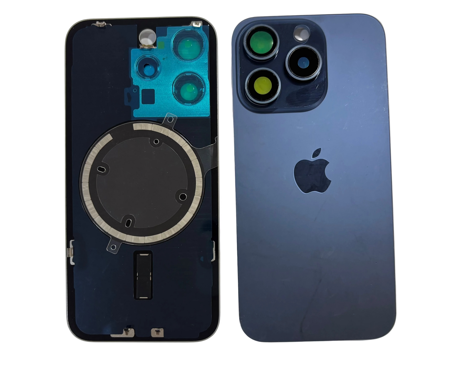 Tapa Trasera Con Lentes E Imanes Iphone 15 Pro Azul